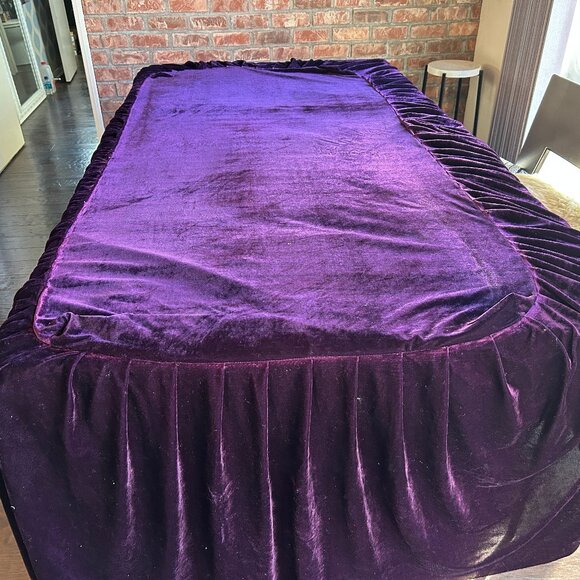 Plush Purple Velvet Tablecloth, 32x72 Inch, 24" Drape Edge - Picture 2 of 5